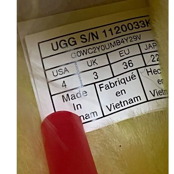 UGG Slippers Girls 4 Yellow Slides Fluff Yeah Tie Dye Lemonade 1120033K Comfy