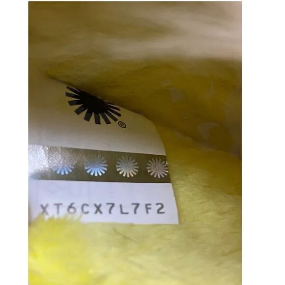 UGG Slippers Girls 4 Yellow Slides Fluff Yeah Tie Dye Lemonade 1120033K Comfy