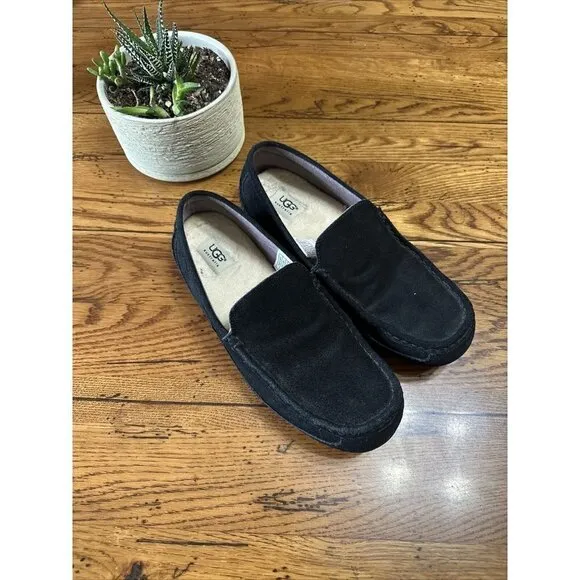 UGG Slippers Mens 10 Shearling Slip On Flats Black Suede Sheepskin