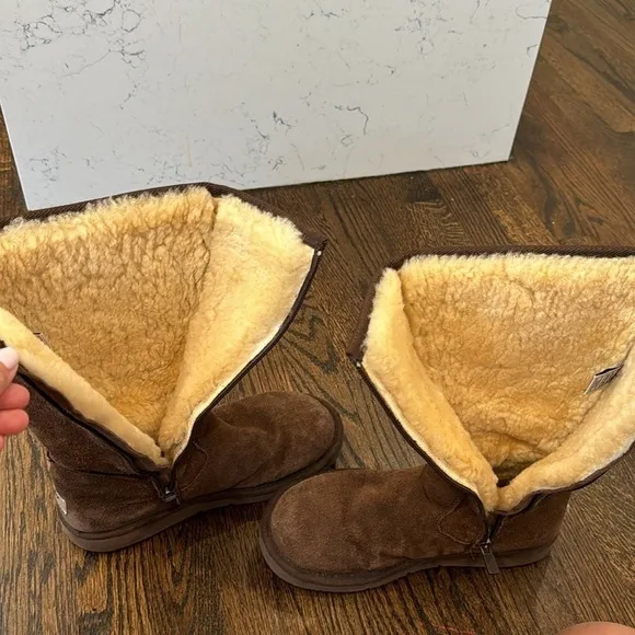 UGG Tall Sunset II Side Zip Brown Suede Boots.