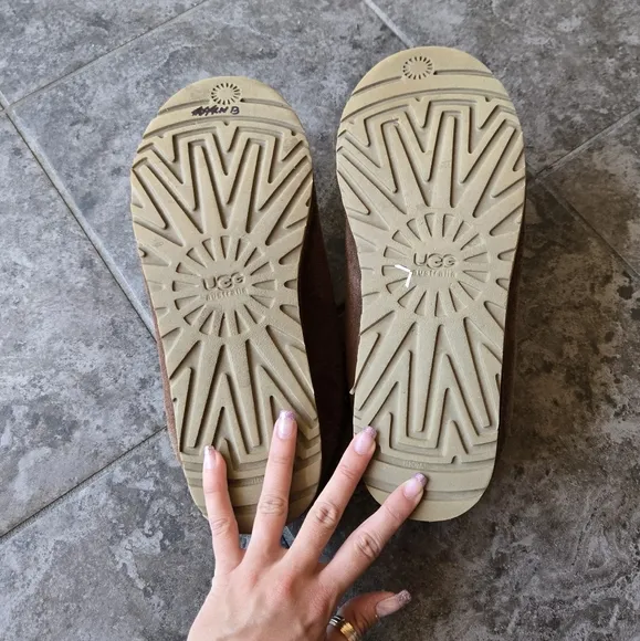 UGG Tasman clog slippers slides brown sheepskin size 9