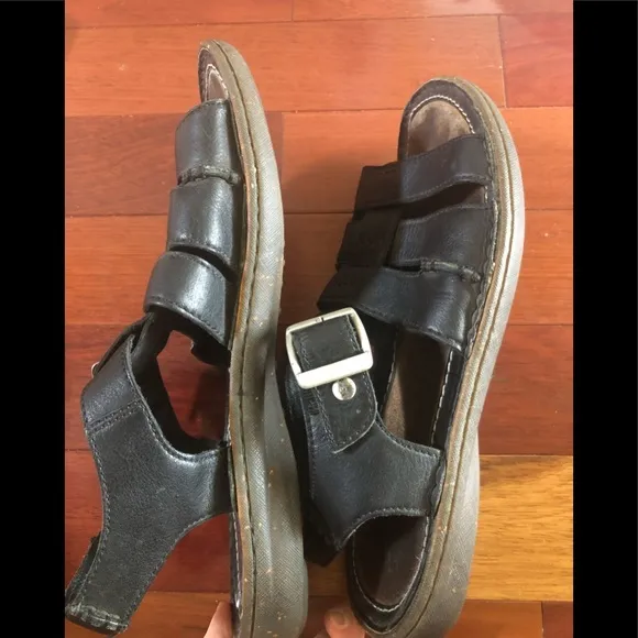 Ugg’s Men Leather Sandals