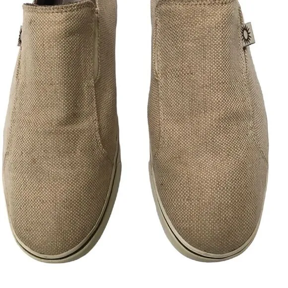UGG tan canvas slide on loafers 11