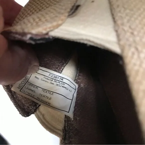 UGG tan canvas slide on loafers 11