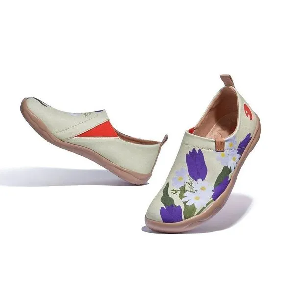 UIN Casual Loafers Canvas Art Painted Comfort Soft Walking Shoes (Purple Tulips)