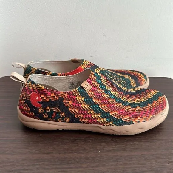 UIN Men's Casual Walking Travel Shoes Slip On Knitted Loafers Indian Soul Sz 9.5