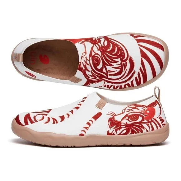 UIN Men's Walking Shoes Canvas Casual Lightweight Comfort Sneaker (Tiger Roar)