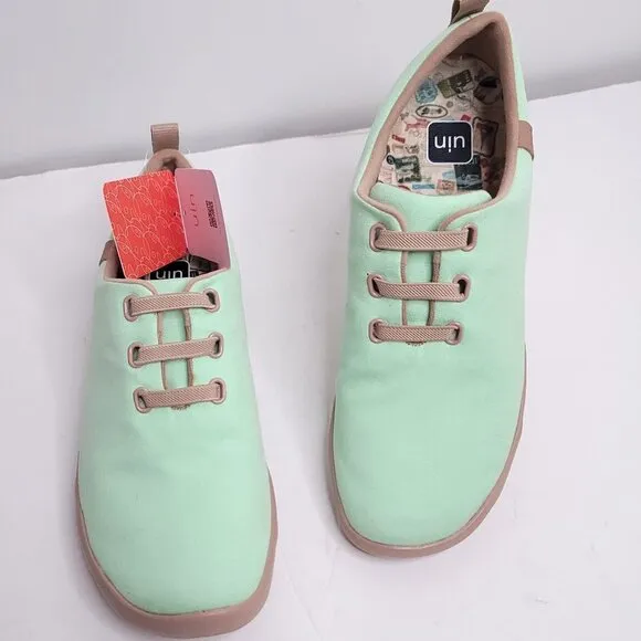 UIN Women's Slip Ons Canvas Lightweight Sneakers Walking Casual Loafers Sze 9.5