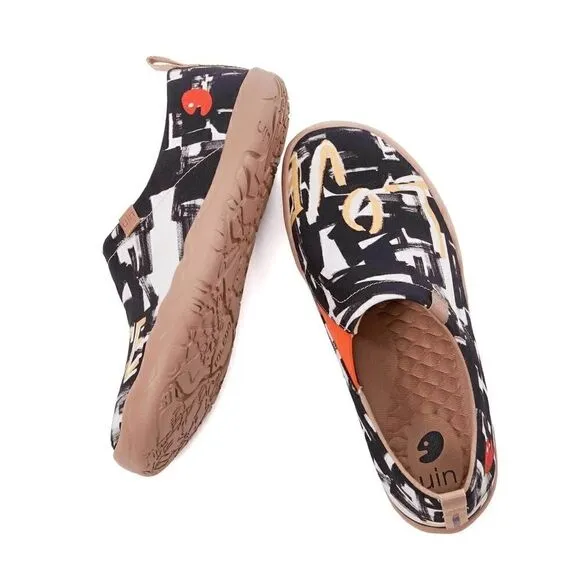 UIN Men's Walking Shoes Slip On Canvas Casual Comfort Loafers (Fight For Peace)