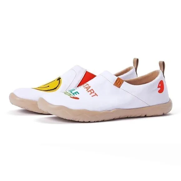 UIN Men's Slip Ons Lightweight Walking Casual Loafers Shoes (SMILEY CANVAS）