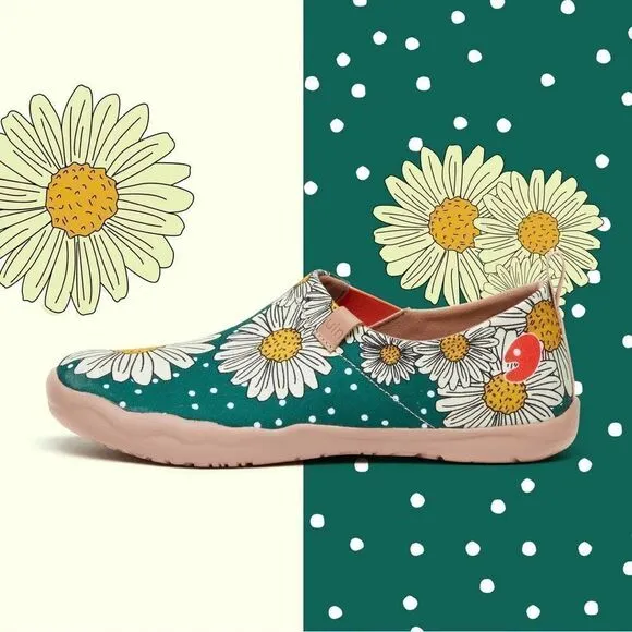 UIN Women's Fashion Floral Canvas Slip-On Ladies Travel Shoes (Starnight Daisy)