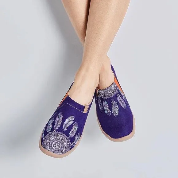 UIN Women's Slip On Loafers Canvas Lightweight Flats Sneakers (DREAMCATCHER)