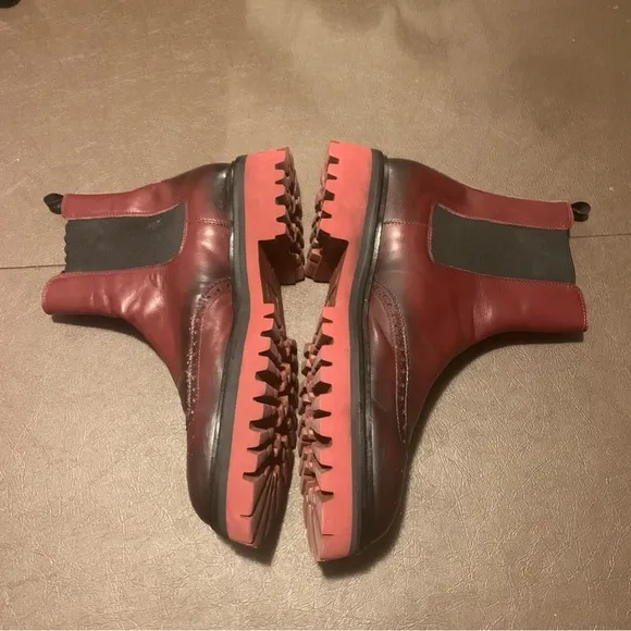 UNGARO Wingtip Leather Chelsea Lug Boots 10.5
