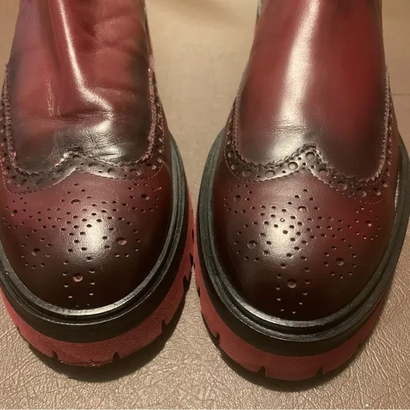 UNGARO Wingtip Leather Chelsea Lug Boots 10.5