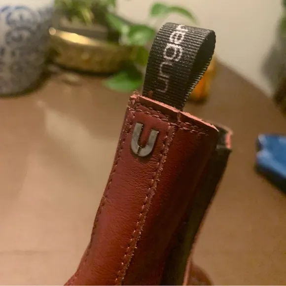 UNGARO Wingtip Leather Chelsea Lug Boots 10.5