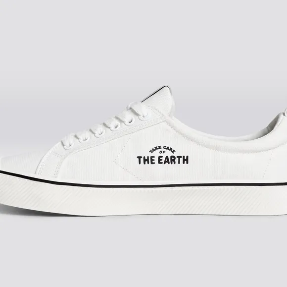 UNISEX CARIUMA OCA Low Peanuts Snoopy Earth Day Off-White Sneaker Sz 12.5M / 14W