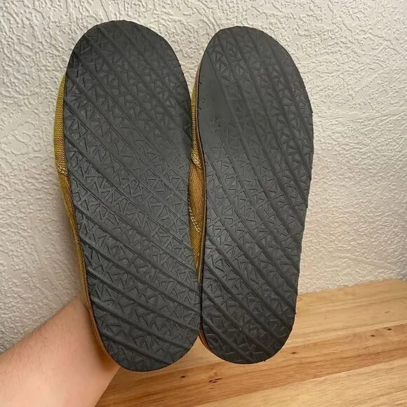 Unisex Sole Rebels RUN-AROUND Freedom 4 Hand Crafted Vegan Runner W-9 M-7.5