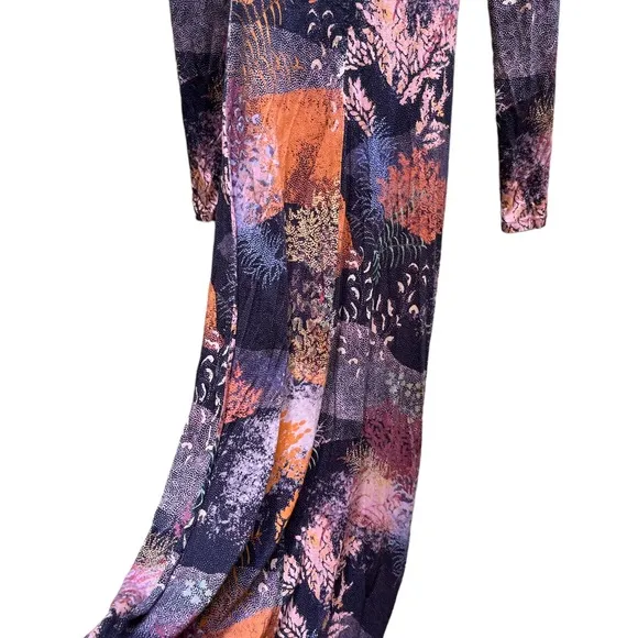 Untitled in MotionSpeculus Maxi size XS