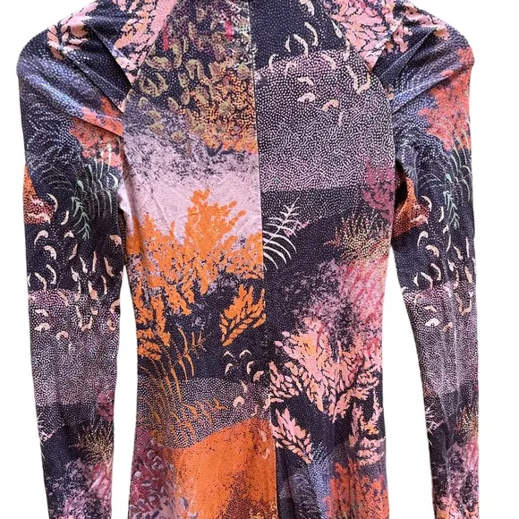 Untitled in MotionSpeculus Maxi size XS