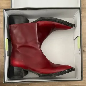 Vagabond Vivian Boots