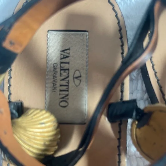 Valentino black leather sandals with gold starfish and seahorse detail size 37