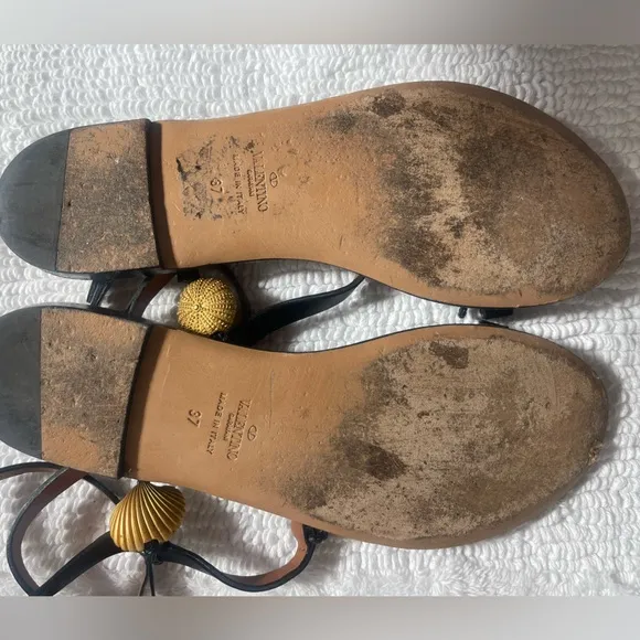 Valentino black leather sandals with gold starfish and seahorse detail size 37
