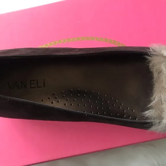VANELI Edel 2 Toned Brown Suede Rabbit Toe Furry Flats Women’s Size 9M NEW