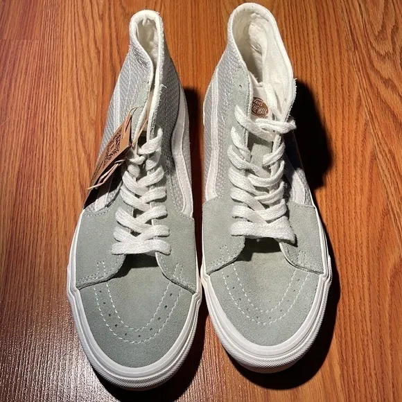 Vans Sk8 -hi VRS Sneakers. NEW