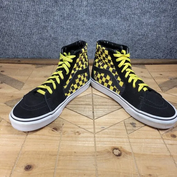 Vans Sk8-Hi x Where's Waldo Sneakers Shoes Men's Size 10.5 Black Yellow Skaters