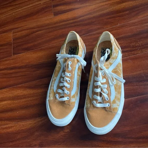 VANS STYLE 36 DECON VR3 men's sneakers VN0007R2G6X size 9