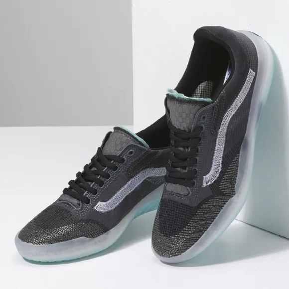 Vans UltimateWaffle EXP Sneakers