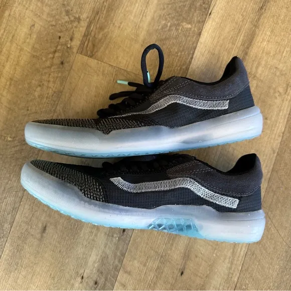 Vans UltimateWaffle EXP Sneakers