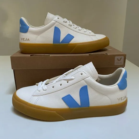 Veja Campo Leather Sneaker Extra White/Aqua/Natural Gum Sole 39EU/8US New in Box