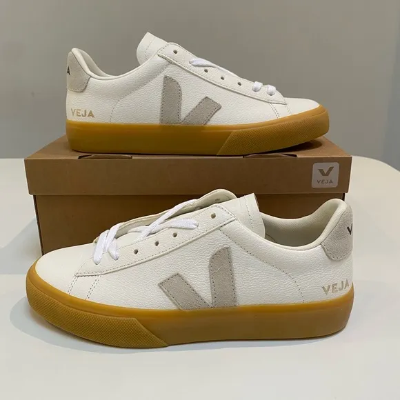 Veja Campo Leather Sneaker Extra White/Natural/Gum Sole 39EU/8US, 40EU/9US NIB