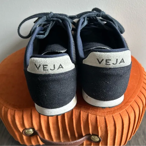 Veja Men’s Black B-Mesh Sneakers | Size 11.5 | Minimalist Eco Streetwear