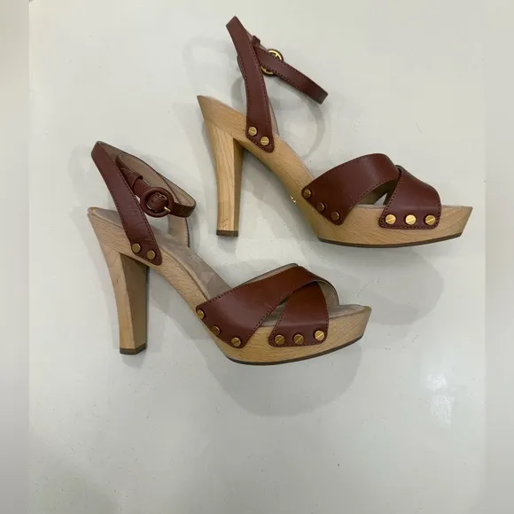 Veronica Beard Brown Leather Cross-Over Sandals