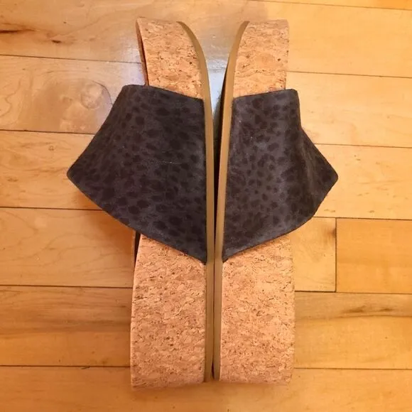 Veronica Beard Dresdyn Slides Black Animal Print
