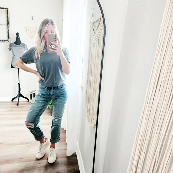 VERVET BY FLYING MONKEY Dreamland High Rise Boyfriend Jeans Relaxed Plus 20W 22W