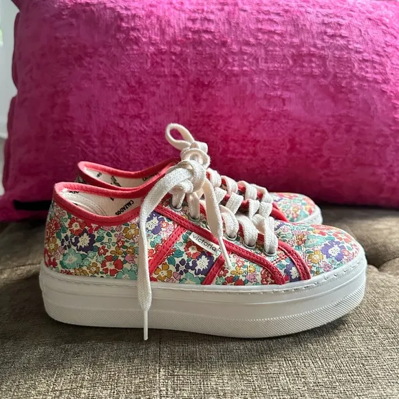 Victoria Barcelona Liberty Floral Print Platform Sneakers sz: 4