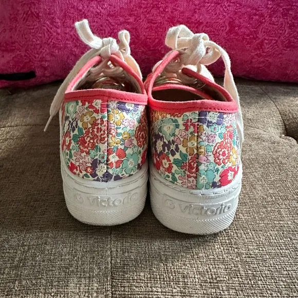 Victoria Barcelona Liberty Floral Print Platform Sneakers sz: 4