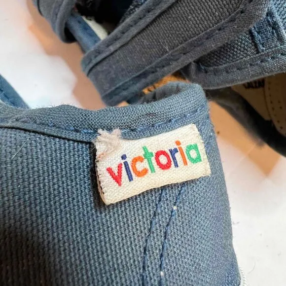 Victoria Blue Organic Cotton Sneakers Hook Loop Strap Closure Kids 28 / 11