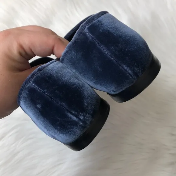 Vince Bray Blue Velvet Smoking Loafer Flats 6