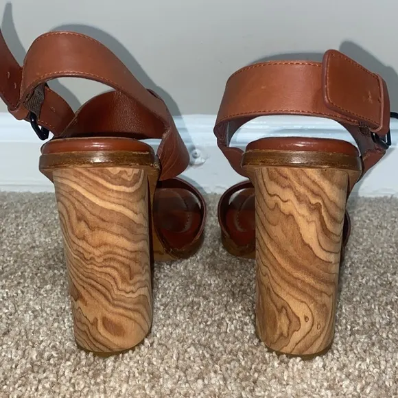VINCE | Brown Platform Sandals with Chunky Heel