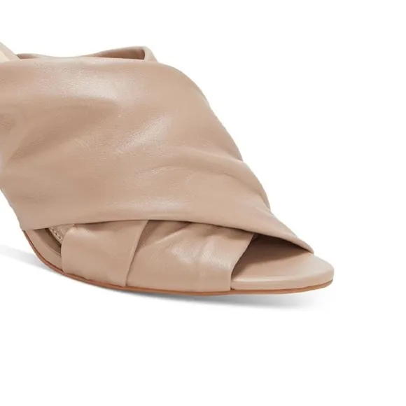 Vince Camuto‎ Clarstie leather Sandals