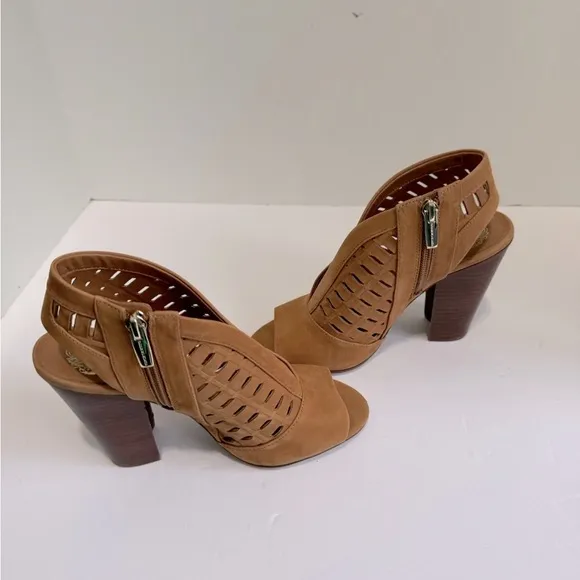 Vince Camuto Korsta Peep Toe Heel Size 6.5