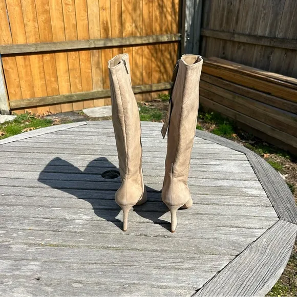 Vince Camuto Womens Tressara Beige Suede Side Zip Knee-High Boots Shoes size 8.5