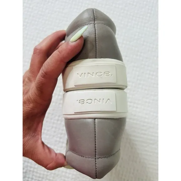 Vince. Corbin Women's Taupe Leather Slip-On Sneaker Shoes Flats Loafers Size 6M