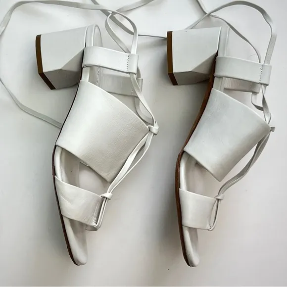 Vince Dunaway Ankle-Wrap Leather Sandals, Size 7.5