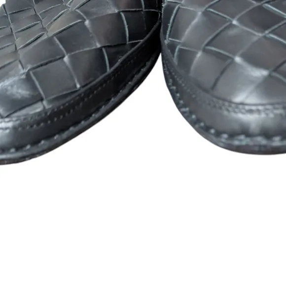 Vince Freeman Black Woven Slides Mules Women's Size 8 Medium