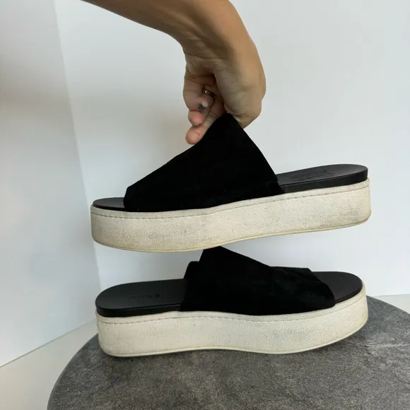 Vince Walford Leather Suede Black White Sole Slides Sandals 9